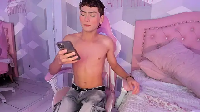 JacobRusso online show from December 1, 4:50 am