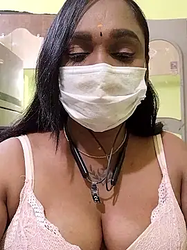 Dharshini98 online show from January 17, 4:33 pm