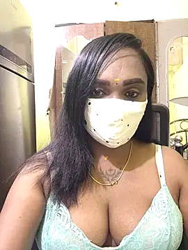 Dharshini98 online show from February 23, 11:24 pm