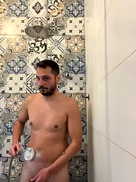 brrratan online show from December 17, 11:38 am