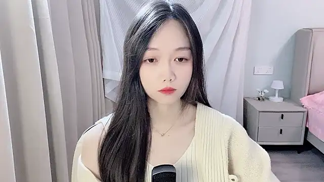 BoiI2u online show from November 25, 9:59 pm