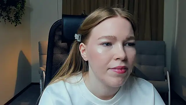 LavetaShiroma online show from November 15, 12:34 pm