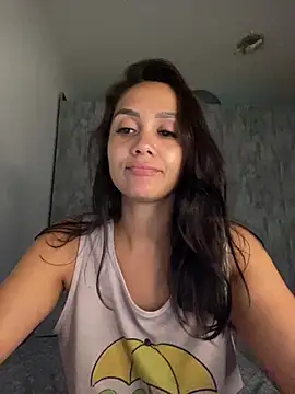 carolsapequinha online show from March 4, 11:11 pm