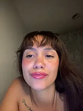 carolsapequinha online show from April 30, 1:12 am