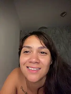 carolsapequinha online show from May 16, 12:48 pm