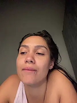 carolsapequinha online show from June 21, 10:12 pm