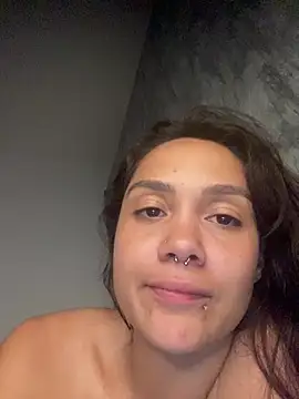 carolsapequinha online show from July 7, 4:48 am