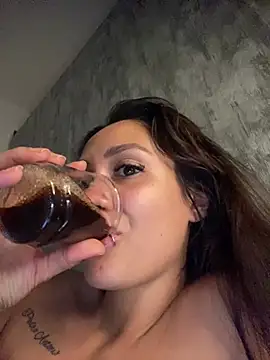 carolsapequinha online show from July 14, 3:33 am