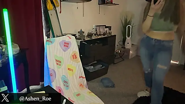 AshenRoe online show from March 26, 9:53 pm