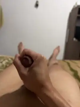 Snapshot of Kzyo chatting on November 12, 7:46 pm Kzyo online show from November 12, 7:46 pm