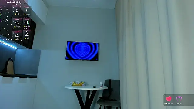 Sakura  frostt online show from November 27, 2:30 pm