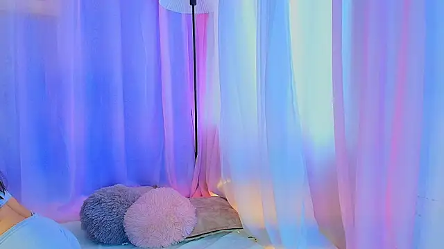 lizzy kane online show from March 18, 8:12 pm