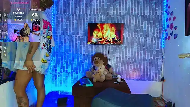 Snapshot of TAYLOR_S7 chatting on February 26, 12:42 am TAYLOR S7 online show from February 26, 12:42 am