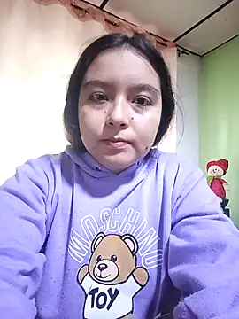 lincy and clio online show from November 30, 9:19 pm