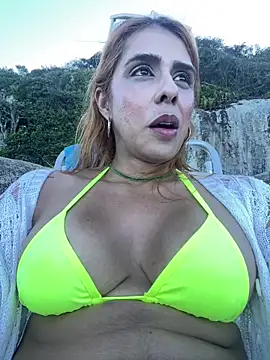 Snapshot of Monahliza chatting on March 28, 7:46 pm Monahliza online show from March 28, 7:46 pm