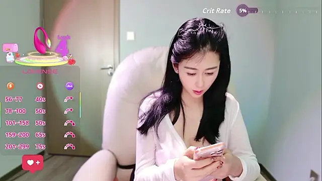 Snapshot of Zoe-Zoe chatting on February 24, 3:37 am Zoe-Zoe online show from February 24, 3:37 am