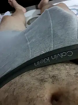 julianlondo111 online show from November 13, 5:17 am