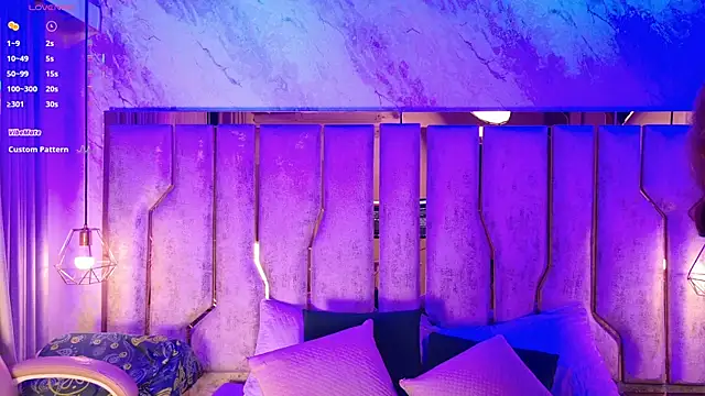 nix wolf online show from November 26, 3:18 am