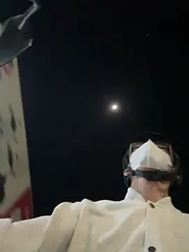 Snapshot of MEFUN- chatting on February 1, 4:27 pm MEFUN- online show from February 1, 4:27 pm