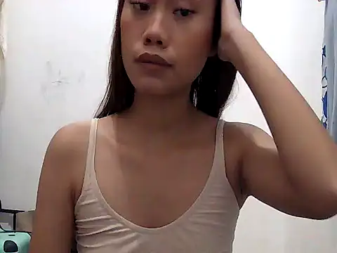 Snapshot of VelvetCharm_pinay chatting on June 23, 1:53 pm VelvetCharm pinay online show from June 23, 1:53 pm