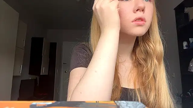 FerminaDepaula online show from November 14, 8:24 am