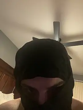 Snapshot of mouse- chatting on January 18, 7:12 am mouse- online show from January 18, 7:12 am