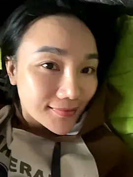 dusi-cute online show from November 14, 5:22 pm