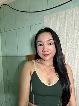 dusi-cute online show from November 18, 5:17 pm