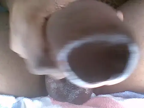 Snapshot of Sensational_grip chatting on February 19, 4:03 pm Sensational grip online show from February 19, 4:03 pm