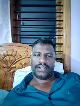 Snapshot of Paramkeerthi chatting on April 28, 3:50 pm Paramkeerthi online show from April 28, 3:50 pm
