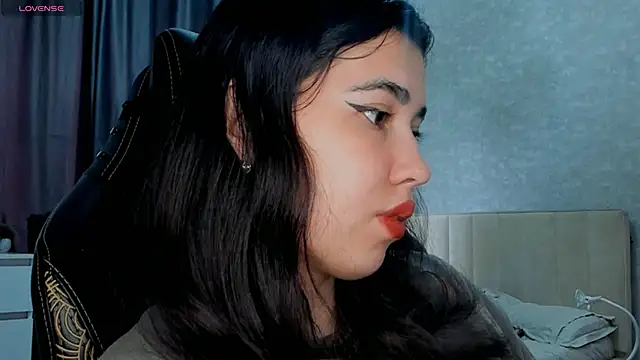 Snapshot of Diara_1an chatting on May 12, 4:09 am Diara 1an online show from May 12, 4:09 am