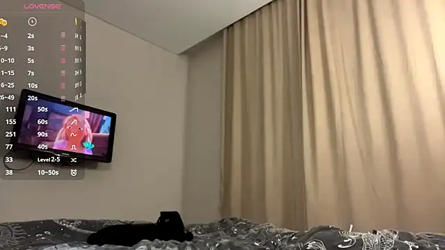 CleoSayres online show from November 13, 4:39 pm