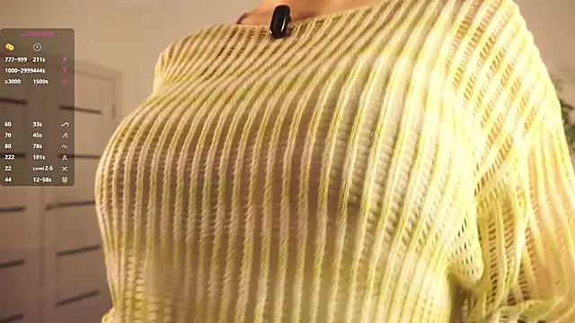 RoxannaCarver online show from December 17, 7:03 am