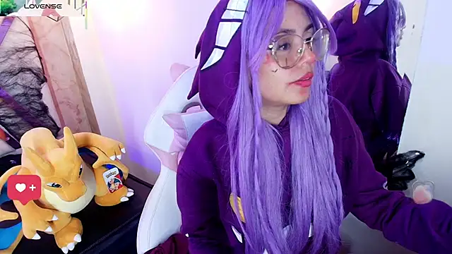 Snapshot of tsuky_nekoo chatting on November 14, 6:45 am tsuky nekoo online show from November 14, 6:45 am