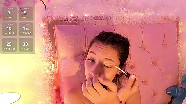 Darapresley777  online show from December 2, 1:39 pm