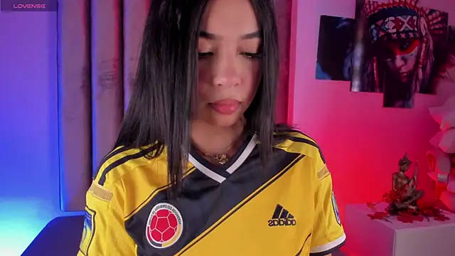 GabrielaSuarez  online show from June 17, 7:37 pm