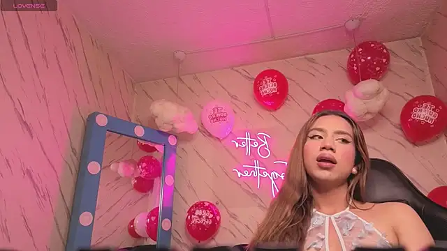 Evy Luxx v online show from November 14, 4:44 am