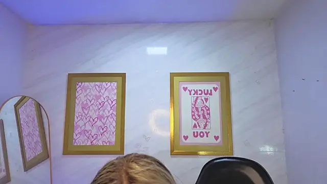 Evy Luxx v online show from March 25, 4:18 am