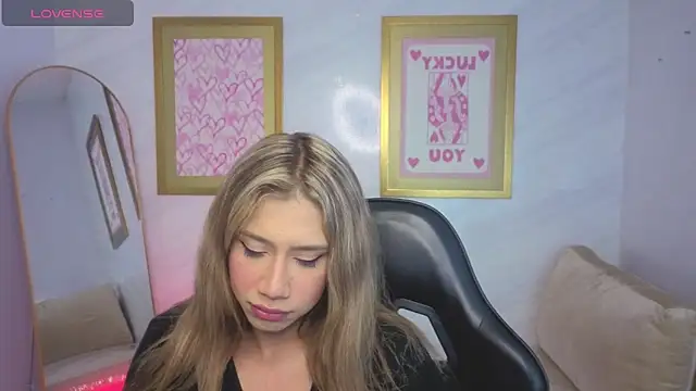 Evy Luxx v online show from March 31, 3:30 am