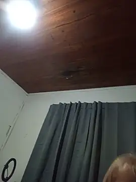 Snapshot of SexyMilf1211 chatting on July 9, 11:14 am SexyMilf1211 online show from July 9, 11:14 am