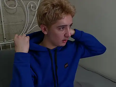 LucasFinister online show from November 18, 11:36 am