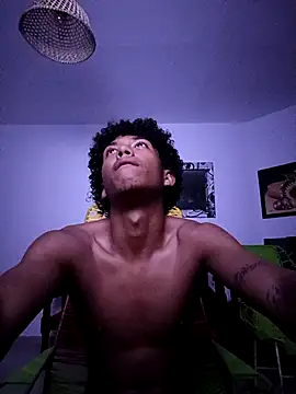 Snapshot of parzivalwt chatting on November 14, 5:50 am parzivalwt online show from November 14, 5:50 am