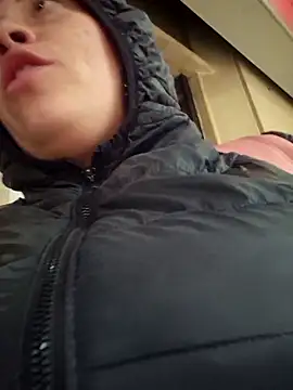 Rouse hot  online show from November 21, 8:07 pm