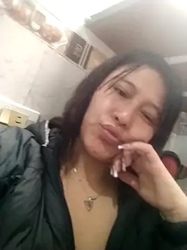 Kitty 25x online show from November 15, 1:07 pm