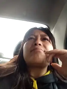 Kitty 25x online show from November 19, 1:33 pm