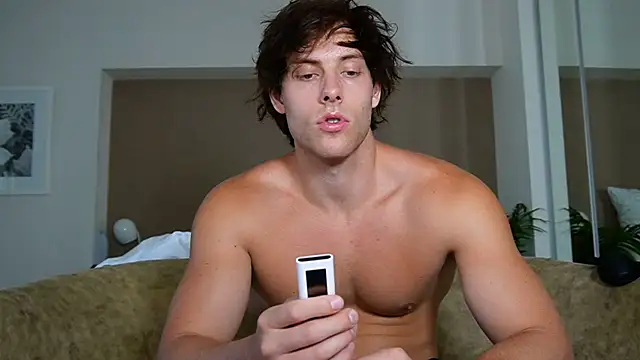 Snapshot of alex_islivee chatting on April 24, 5:48 pm alex islivee online show from April 24, 5:48 pm