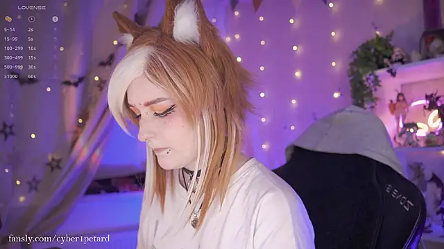 Snapshot of vronnier chatting on February 15, 4:03 pm vronnier online show from February 15, 4:03 pm