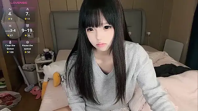 Snapshot of Victoria-6688- chatting on December 1, 1:49 pm Victoria-6688- online show from December 1, 1:49 pm