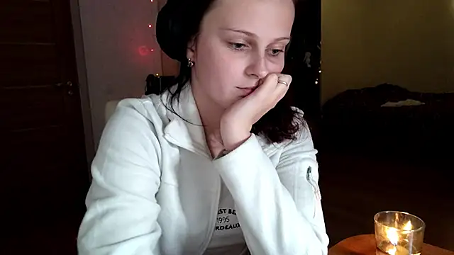 LouiseMarengo online show from November 17, 5:41 pm