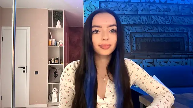 Snapshot of TonaMarchetta chatting on November 17, 6:46 pm TonaMarchetta online show from November 17, 6:46 pm